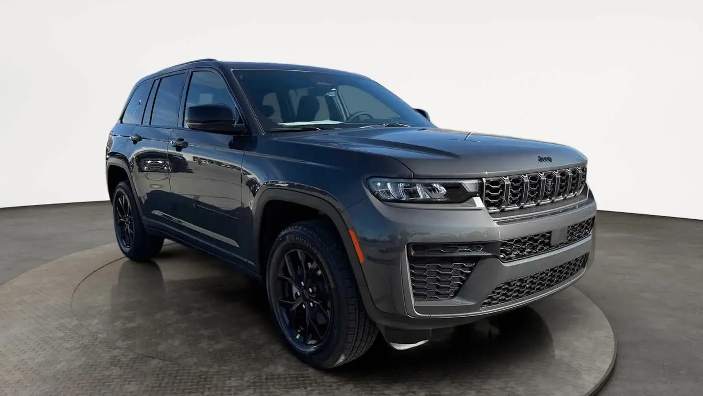 2026 Jeep Grand Cherokee Altitude