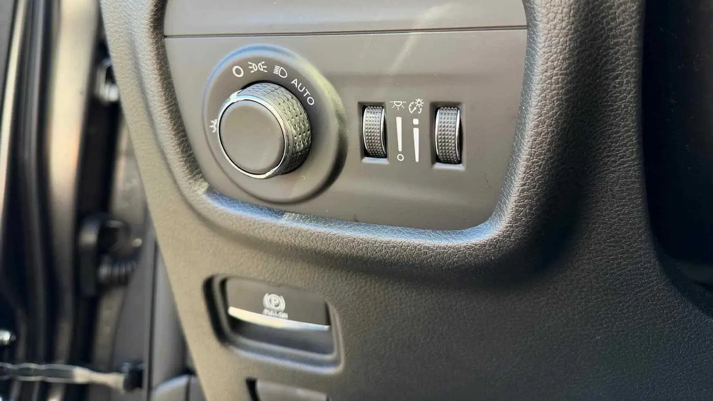 2026 Jeep Grand Cherokee Altitude