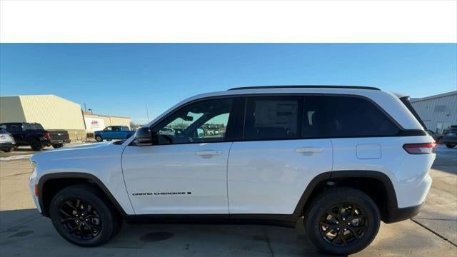 2026 Jeep Grand Cherokee Altitude