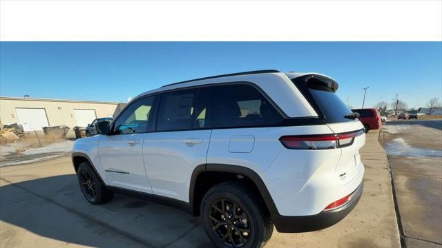 2026 Jeep Grand Cherokee Altitude