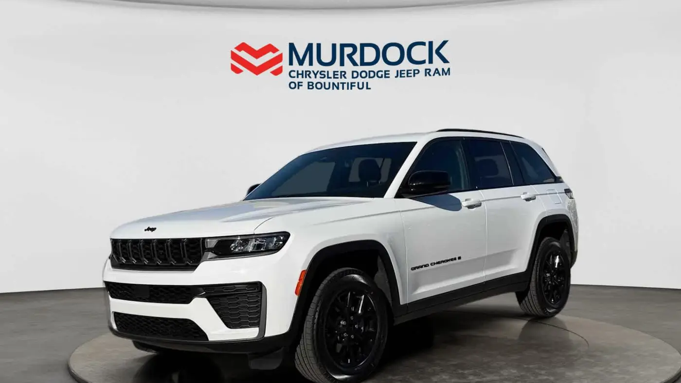 Preowned 2026 Jeep Grand Cherokee Altitude for Sale