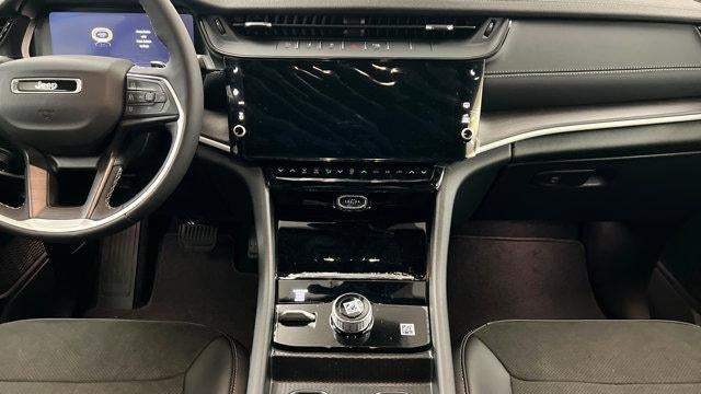 2026 Jeep Grand Cherokee Altitude