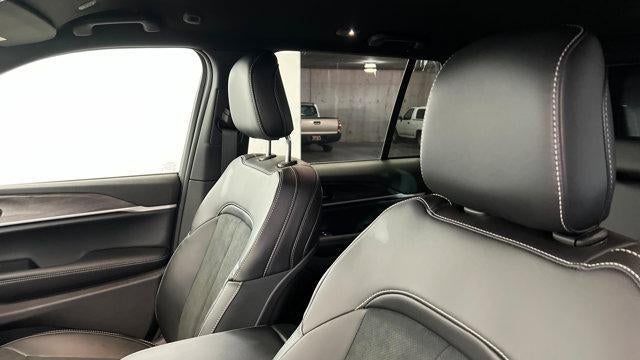 2026 Jeep Grand Cherokee Altitude
