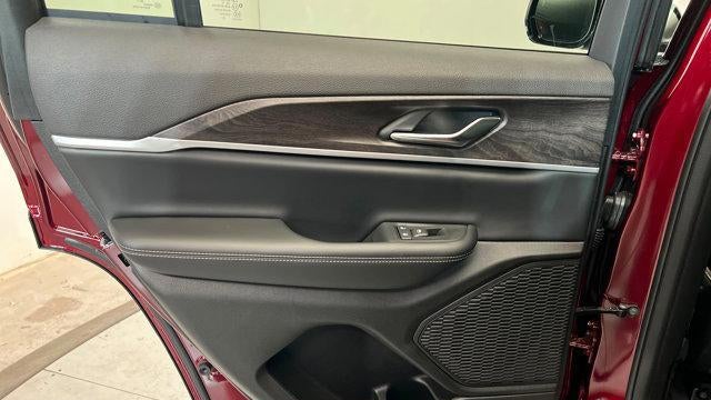 2026 Jeep Grand Cherokee Altitude