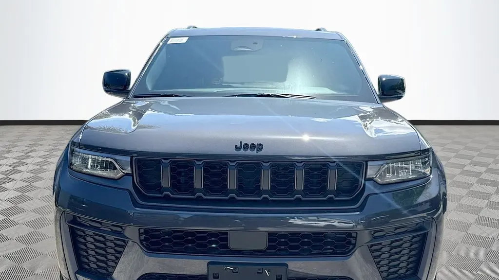 2026 Jeep Grand Cherokee Altitude