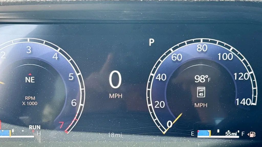 2026 Jeep Grand Cherokee Altitude