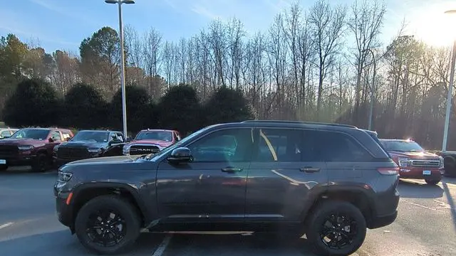 2026 Jeep Grand Cherokee Altitude