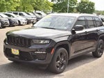 2023 Grand Cherokee Thumbnail 3