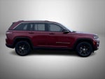 2023 Grand Cherokee Thumbnail 5