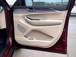 2023 Grand Cherokee Thumbnail 20