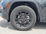2023 Grand Cherokee Thumbnail 10