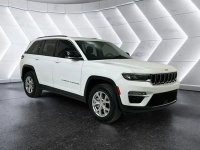 Photo of a 2023 Jeep Grand Cherokee 4X4 Limited 4DR SUV for sale