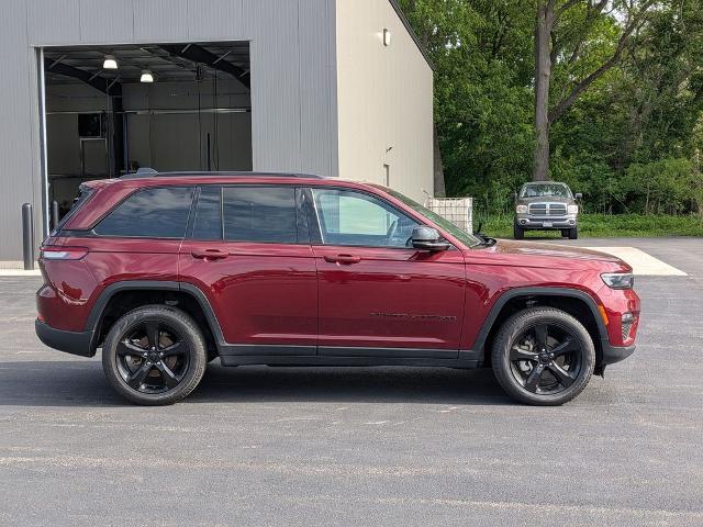 2024 Jeep Cherokee - $35,995