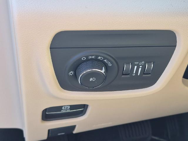 2025 Jeep Cherokee - $39,998
