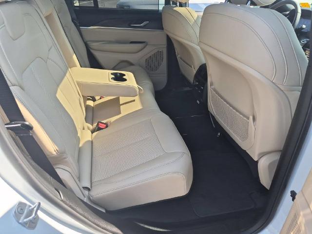 2025 Jeep Cherokee - $39,998