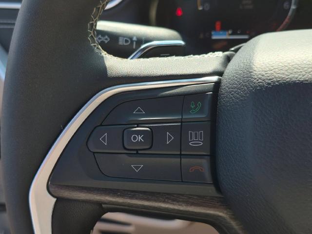 2025 Jeep Cherokee - $35,900