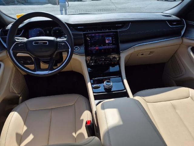 2025 Jeep Cherokee - $35,900