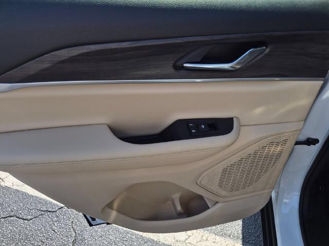 2025 Jeep Cherokee - $35,900