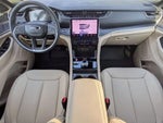 2025 Grand Cherokee Thumbnail 15