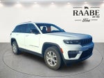 2023 Grand Cherokee Thumbnail 4