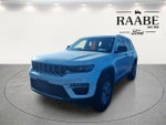 2023 Grand Cherokee Thumbnail 16