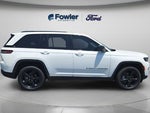 2023 Grand Cherokee Thumbnail 8