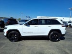 2023 Grand Cherokee Thumbnail 2