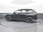 2023 Grand Cherokee Thumbnail 5