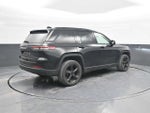 2023 Grand Cherokee Thumbnail 8