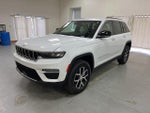 2024 Grand Cherokee Thumbnail 4