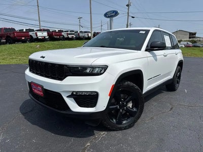 Photo of a 2024 Jeep Grand Cherokee 4X4 Limited 4DR SUV for sale