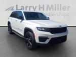 2024 Grand Cherokee Thumbnail 8