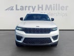 2024 Grand Cherokee Thumbnail 9