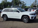 2024 Grand Cherokee Thumbnail 3