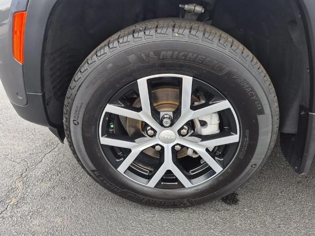 2025 Jeep Cherokee - $37,995
