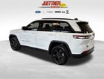 2025 Grand Cherokee Thumbnail 3