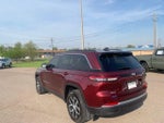 2025 Grand Cherokee Thumbnail 5