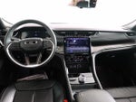 2025 Grand Cherokee Thumbnail 2