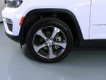 2025 Grand Cherokee Thumbnail 9