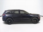 2023 Grand Cherokee Thumbnail 4