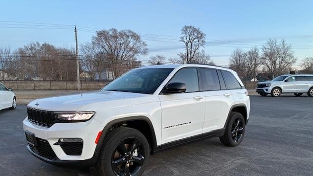 Preowned 2023 Jeep Grand Cherokee Limited for Sale