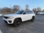2023 Grand Cherokee Thumbnail 1