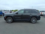 2024 Grand Cherokee Thumbnail 3