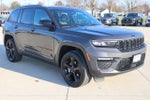 2024 Grand Cherokee Thumbnail 3