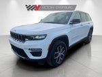2024 Grand Cherokee Thumbnail 3