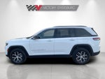 2024 Grand Cherokee Thumbnail 4