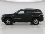 2025 Grand Cherokee Thumbnail 3