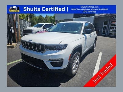 Photo of a 2022 Jeep Grand Cherokee 4X4 Limited 4DR SUV (midyear Release) for sale