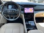 2023 Grand Cherokee Thumbnail 4