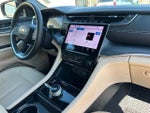 2023 Grand Cherokee Thumbnail 19